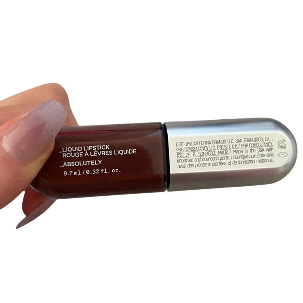 r.e.m.‎ beauty On Your Collar Liquid Lipstick Absolutely Deep Mahogany Matte